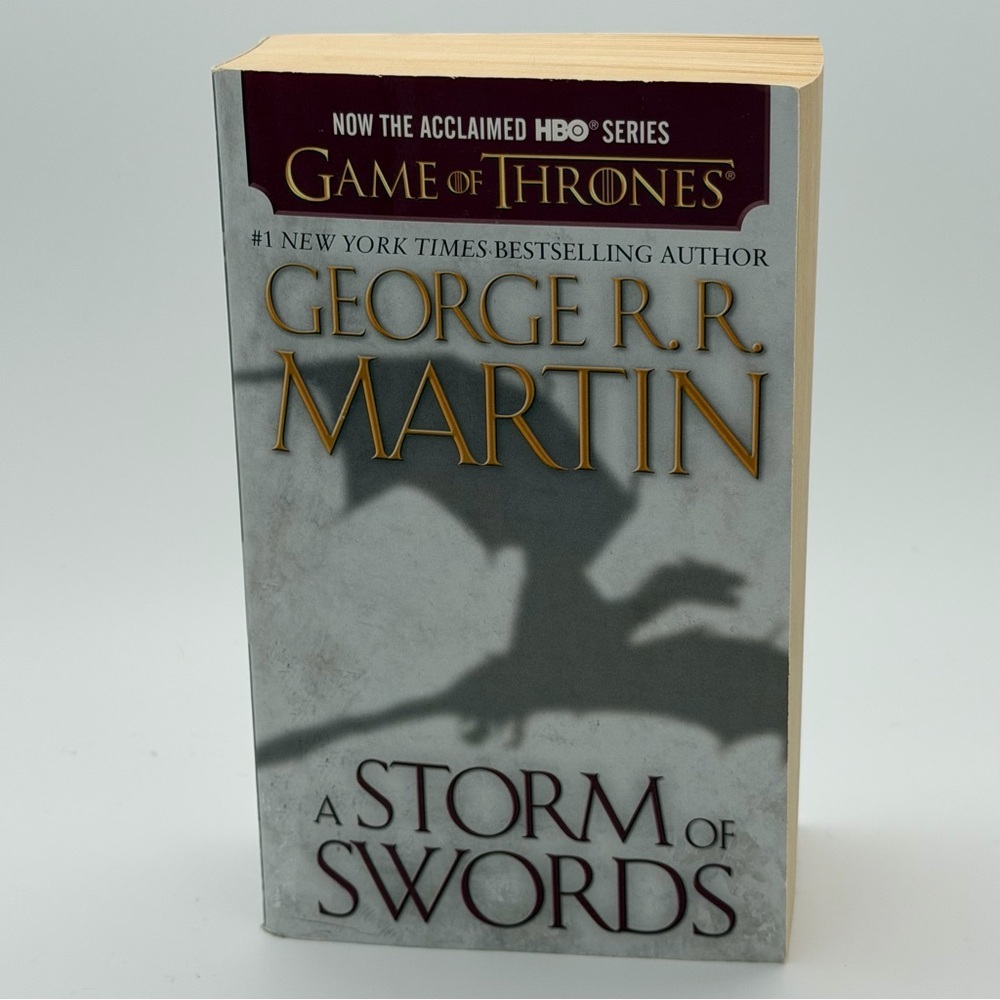 A Storm of Swords by George R.R. Martin - Paperback